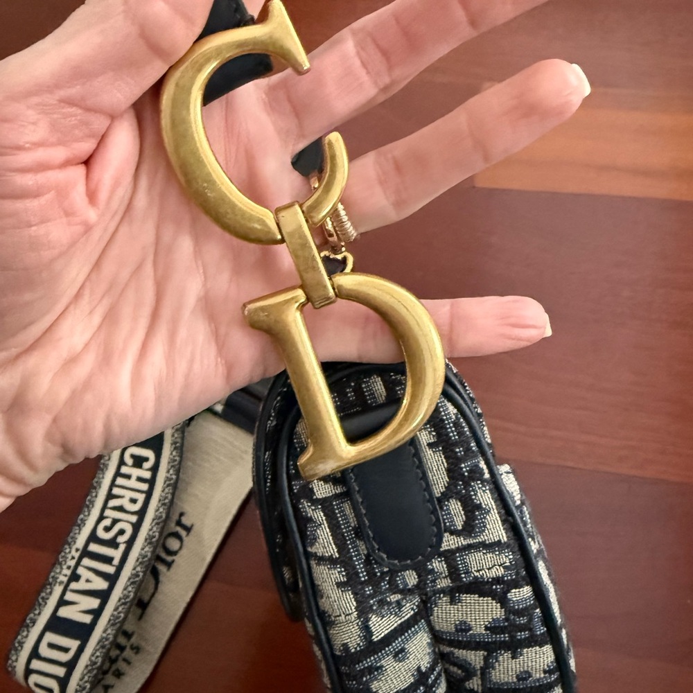 Christian Dior Saddle Bag – Oblique Canvas with Gold Hardware + Logo Strap - Picture 4 of 14
